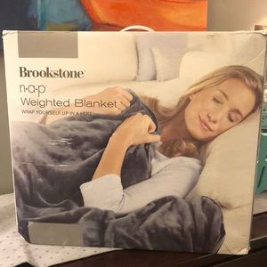 Brookstone Nap Weighted Blanket